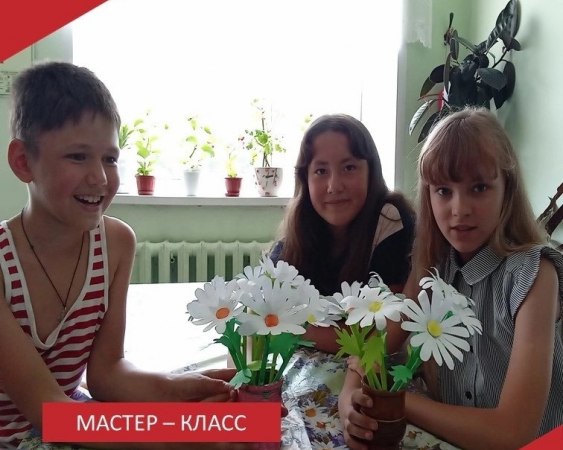 В Домах культуры Ковровского района идёт подготовка сувениров ко Дню семьи, любви и верности