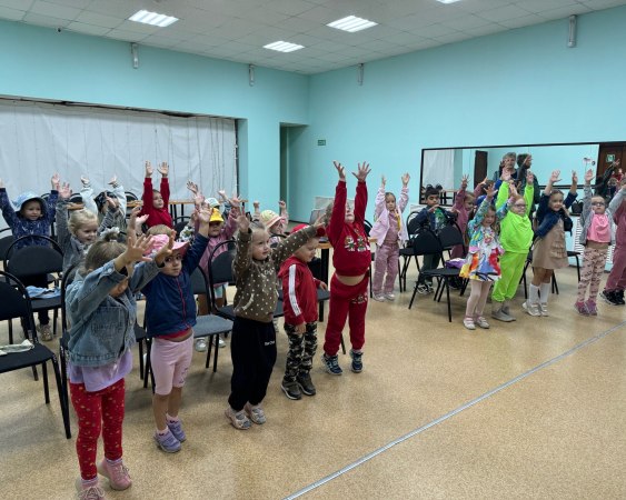 31 июля в Ручьевском Доме культуры для воспитанников детского сада прошла игровая познавательная программа «Дружат дети всей планеты!»