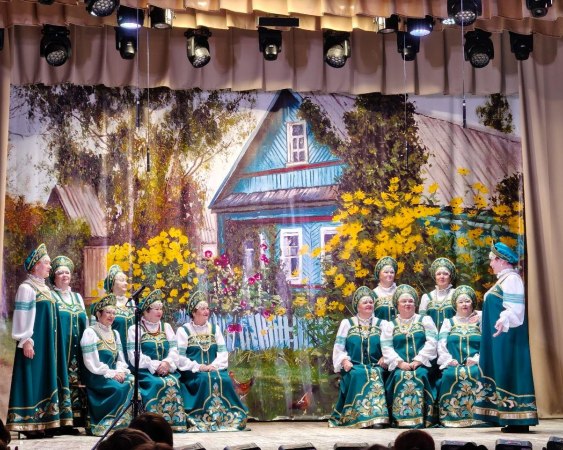 Песней в мир несём добро