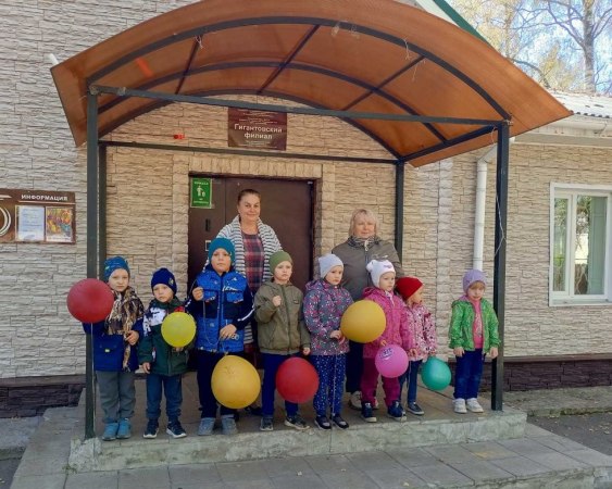 В Доме культуры п.Гигант для воспитанников детского сада "Солнышко" проведён мастер-класс