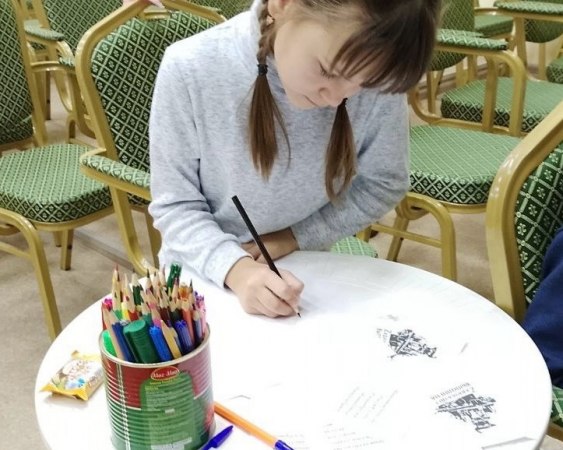 В Клязьминском Доме культуры стартовала акция "Письмо солдату".
