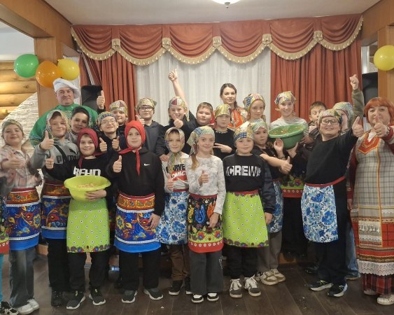 Сегодня в Усадьбе Танеевых для школьников из города Ковров состоялась увлекательная экскурсия в музей и музыкальный павильон!