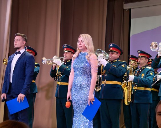 «Нас миллионы»: торжественный концерт в честь Дня народного единства в Ковровском районе