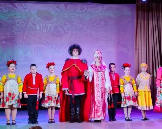 Поздравляем хореографический коллектив «Купава» с успешным выступлением на международном патриотическом фестивале-конкурсе «Времен связующая нить»