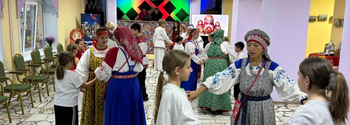 23 октября прошел праздник русской матрешки!