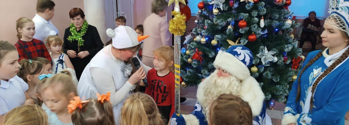 В Ковровском районе прошла благотворительная елка для детей